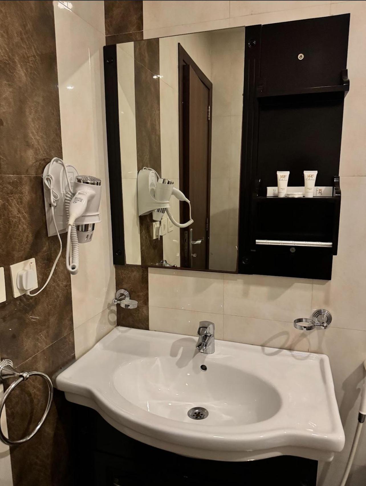 قصور الشرق للاجنحة الفندقية Qosor Al Sharq Aparthotel Τζέντα Εξωτερικό φωτογραφία